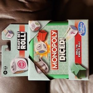 BNIB MONOPOLY DICED travel game